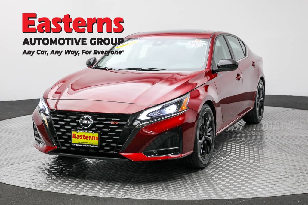 Used 2023 Nissan Altima 2.5 SR w/ SR Premium Package