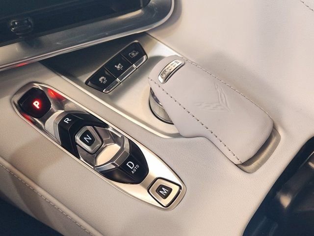 Used 2024 Chevrolet Corvette Stingray Preferred Conv w/ 2LT image 22