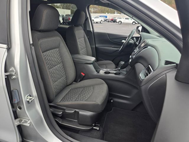 Used 2021 Chevrolet Equinox LT w/ Driver Convenience Package image 18