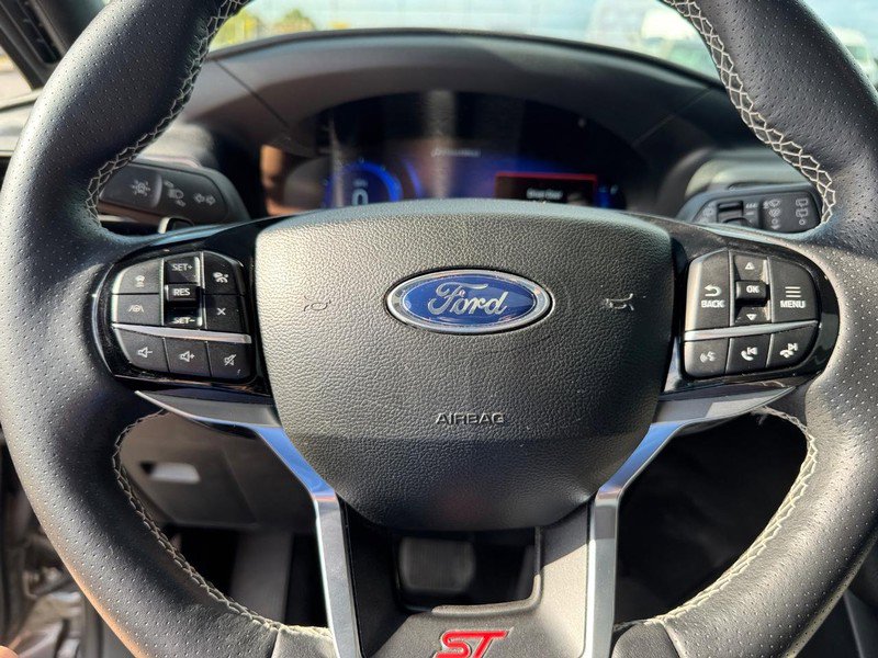 Used 2023 Ford Explorer ST w/ Equipment Group 401A image 22