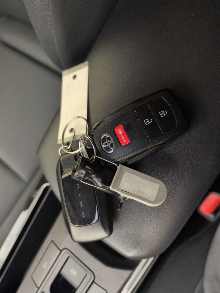 Used 2023 Toyota Prius LE image 47