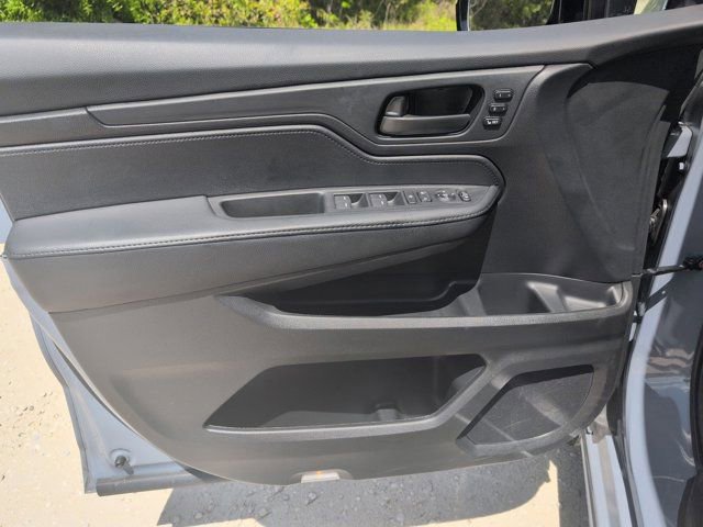 Used 2025 Honda Odyssey Sport-L image 11