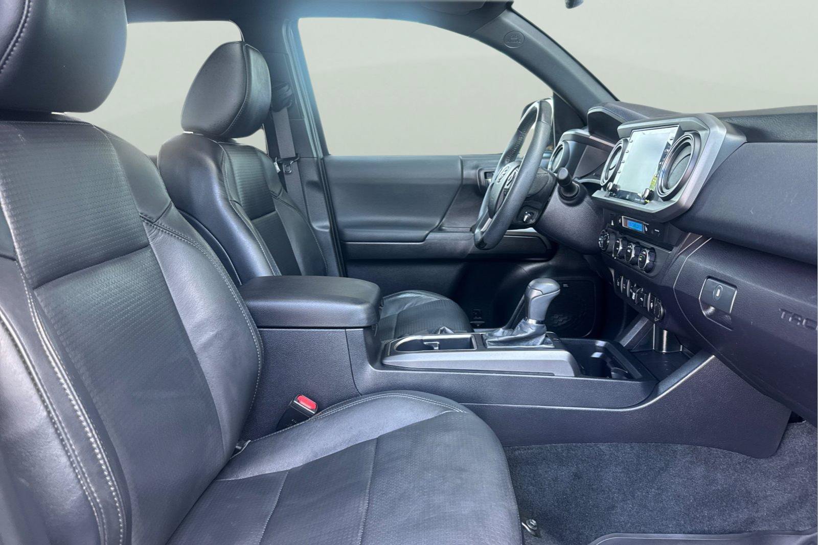 Certified 2021 Toyota Tacoma TRD Sport w/ TRD Premium Sport Package AWD/4WD image 20