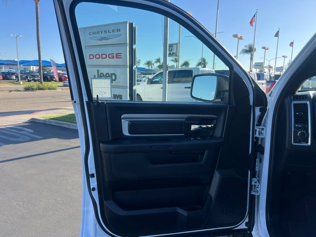 Used 2024 RAM 1500 Warlock RWD image 27