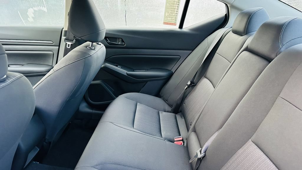 Certified 2025 Nissan Altima 2.5 S FWD image 28
