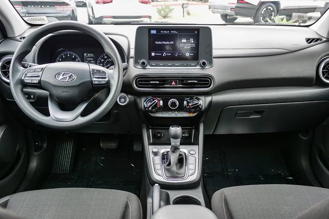 Certified 2022 Hyundai Kona SEL AWD/4WD image 13