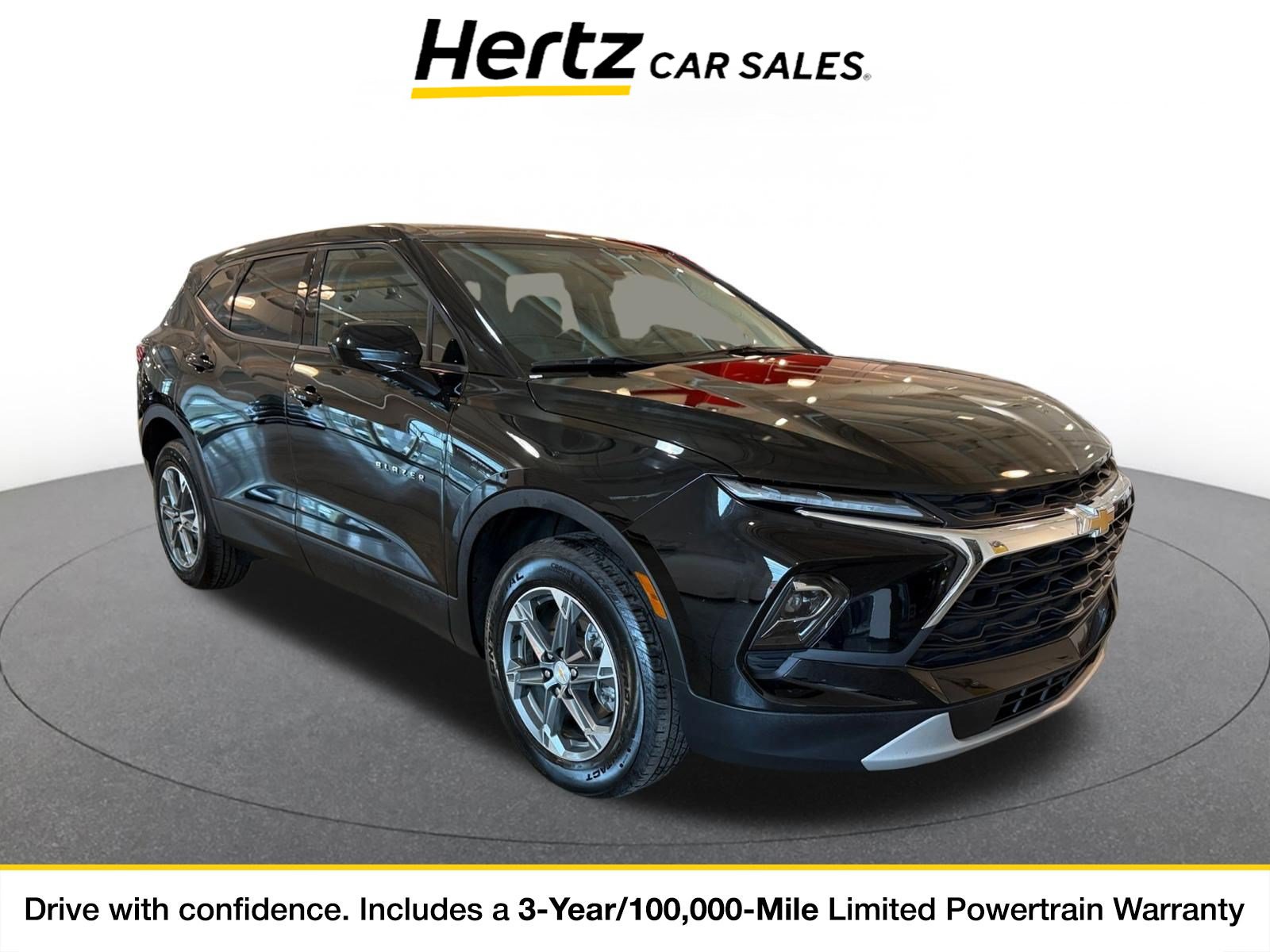Used 2025 Chevrolet Blazer LT FWD image 1