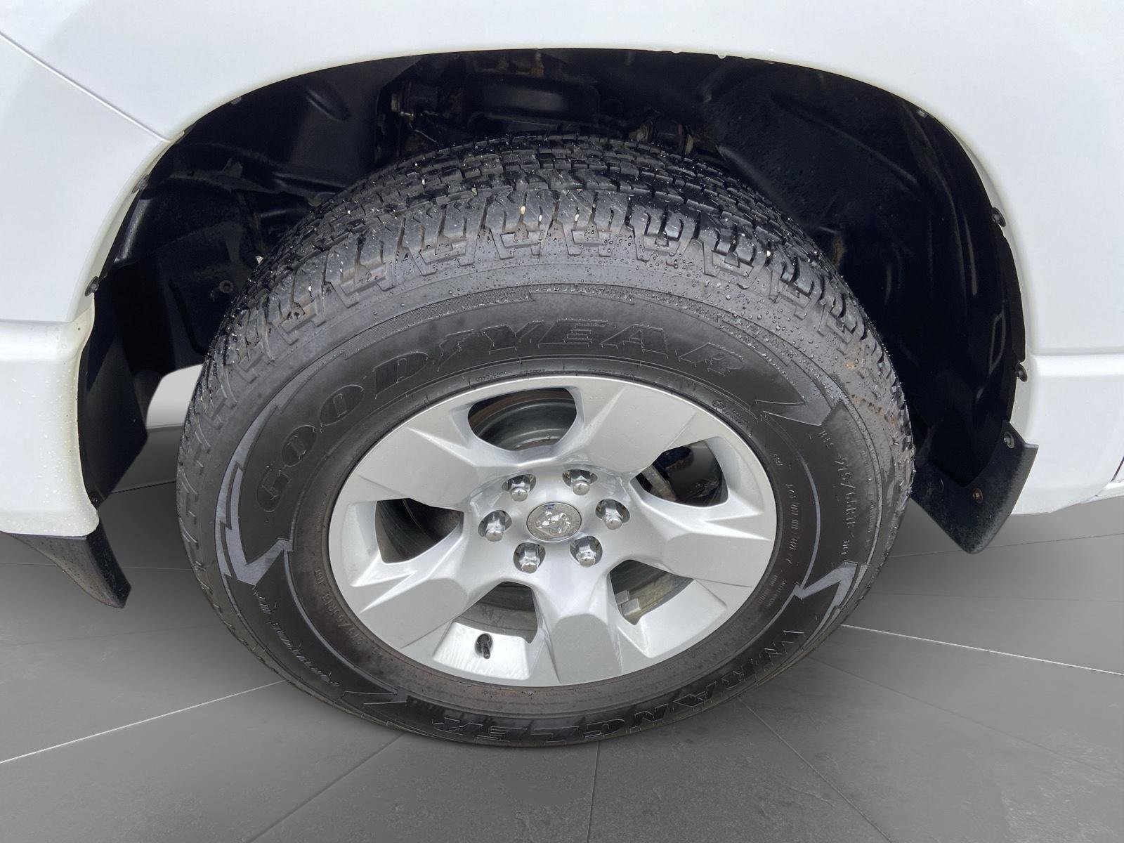 Used 2022 RAM 1500 Big Horn AWD/4WD image 10