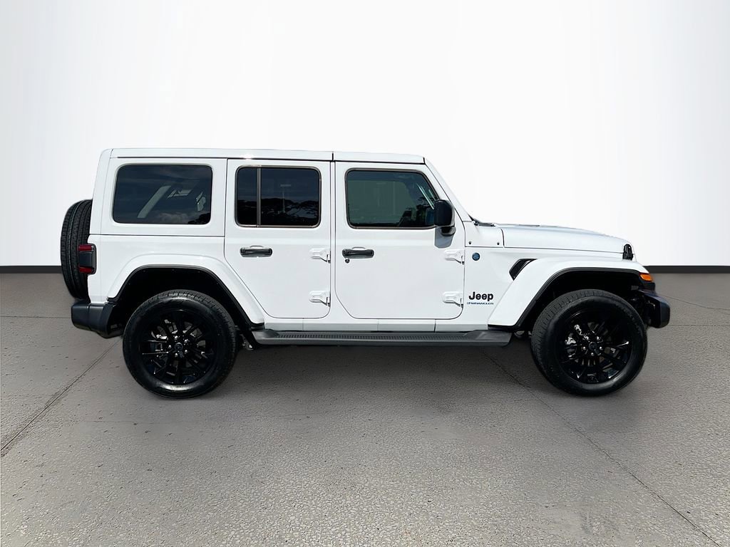 Certified 2025 Jeep Wrangler Unlimited Sahara image 8