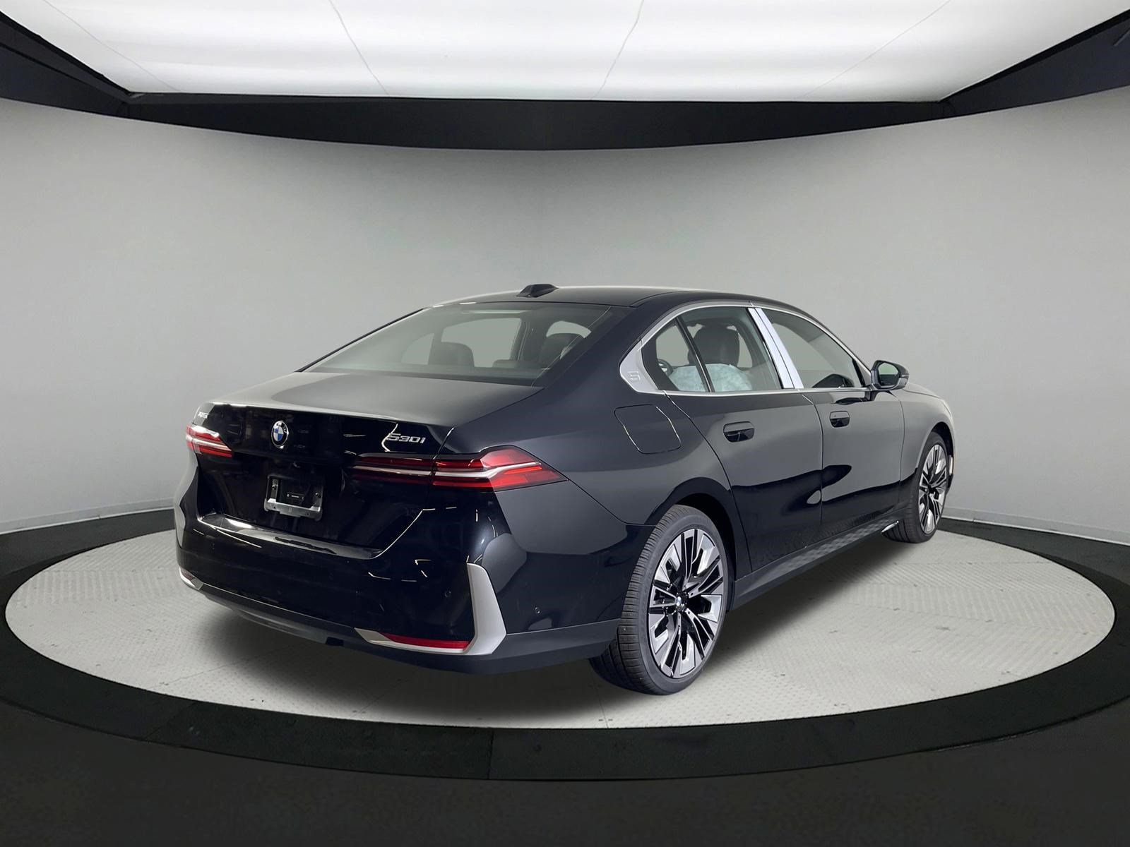 New 2027 BMW 530i xDrive w/ Premium Package AWD/4WD image 5