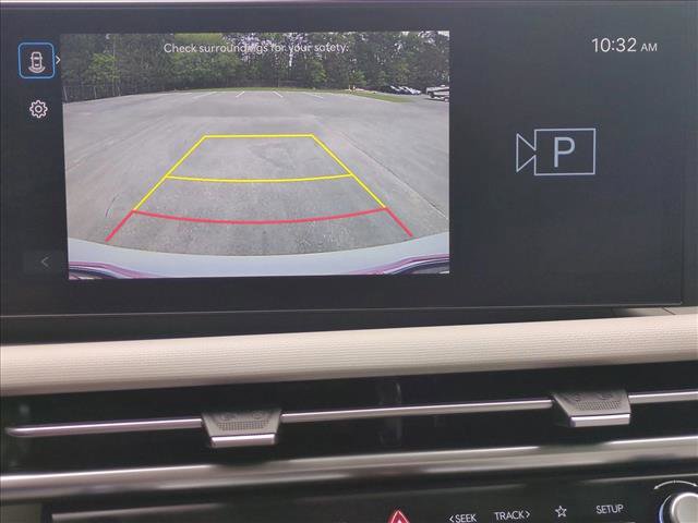 Certified 2025 Hyundai Tucson SE image 13