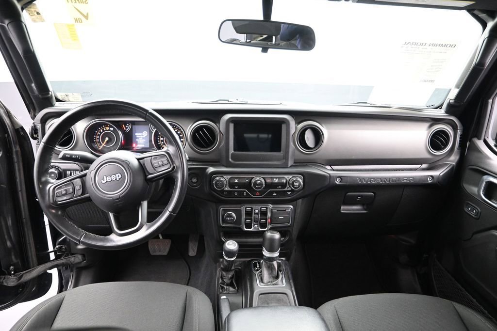 Used 2022 Jeep Wrangler Unlimited Sport AWD/4WD image 18