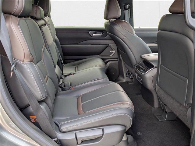 New 2025 Nissan Armada SL image 14