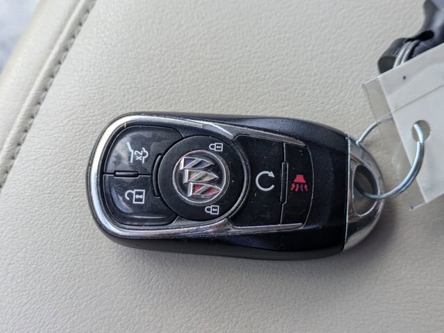 Used 2021 Buick Enclave Essence w/ Sound and Sites Package FWD image 33