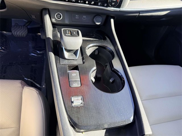 Used 2023 Nissan Rogue SV w/ SV Premium B Package image 20