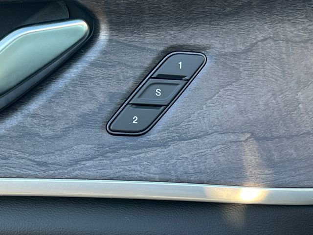 New 2025 Jeep Grand Cherokee Limited w/ Black Appearance Package image 16