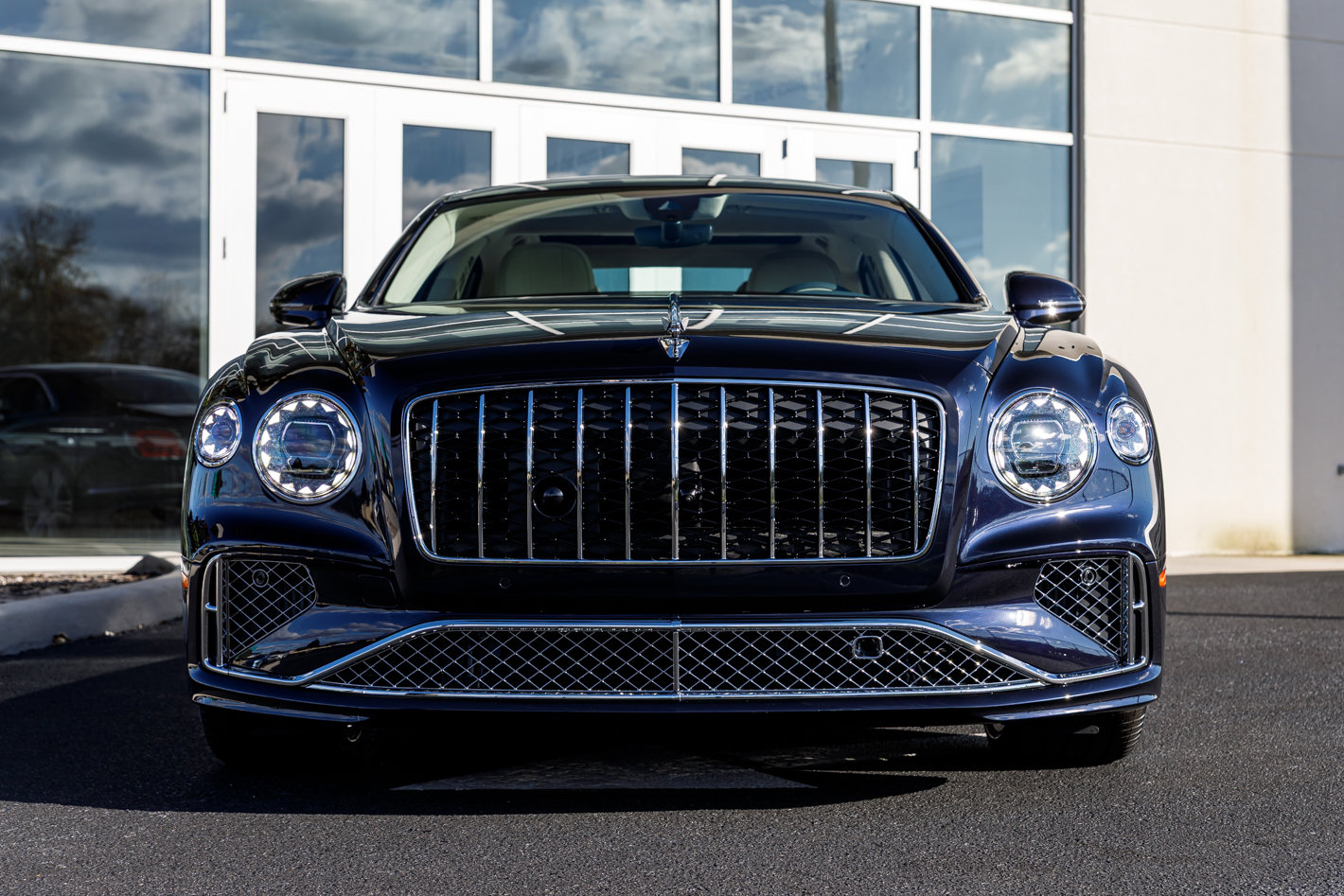 New 2026 Bentley Flying Spur Azure image 3