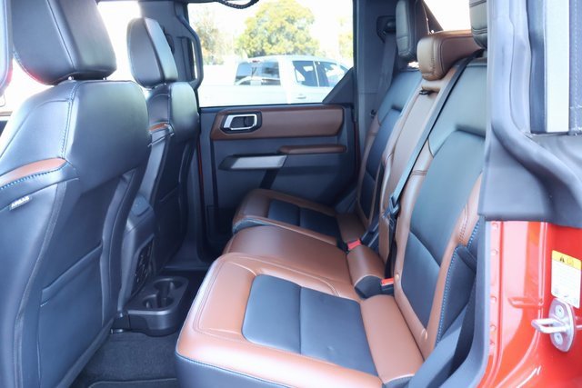 Used 2023 Ford Bronco Outer Banks image 10