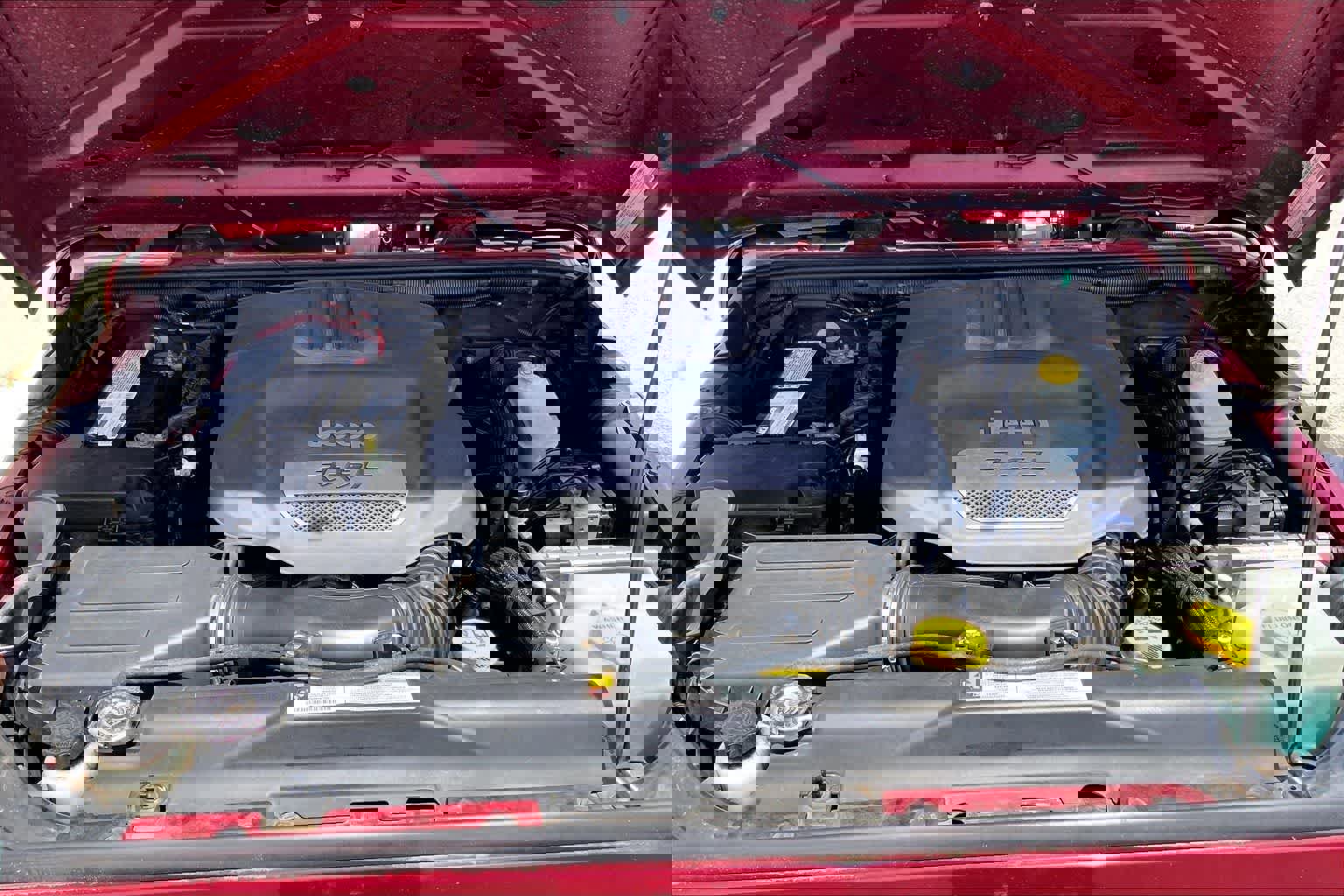 Used 2012 Jeep Wrangler Unlimited Sport w/ Connectivity Group AWD/4WD image 9