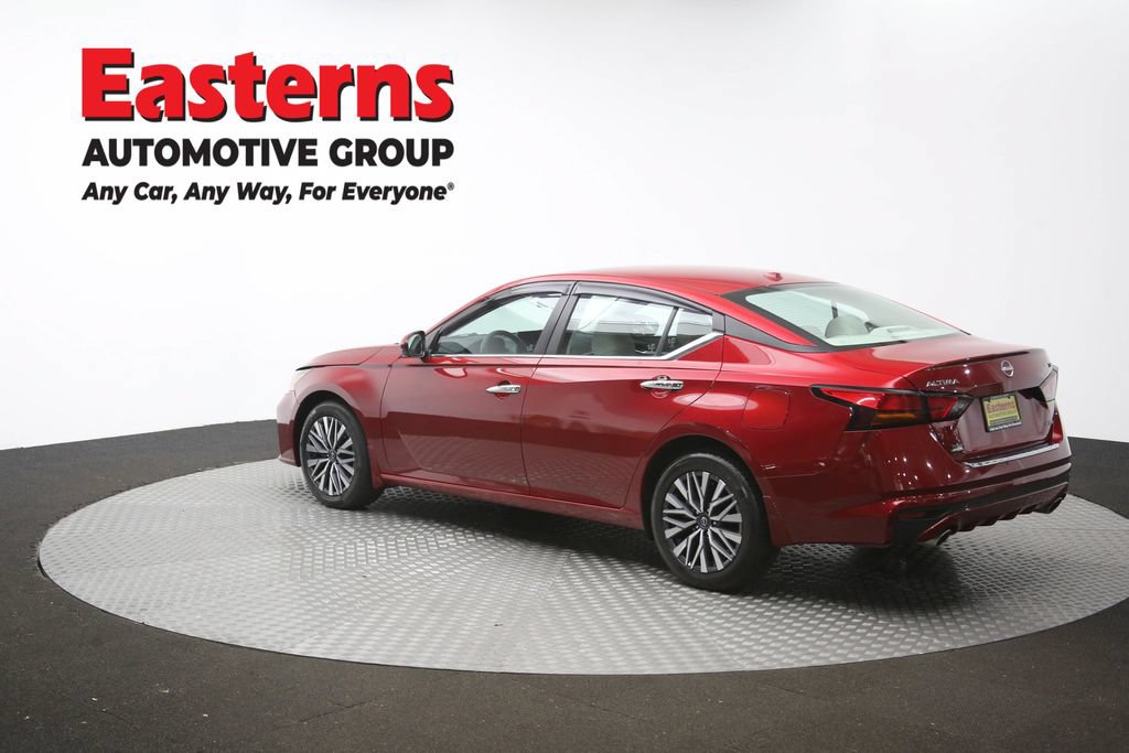 Used 2023 Nissan Altima 2.5 SV w/ SV Premium Package AWD/4WD image 62