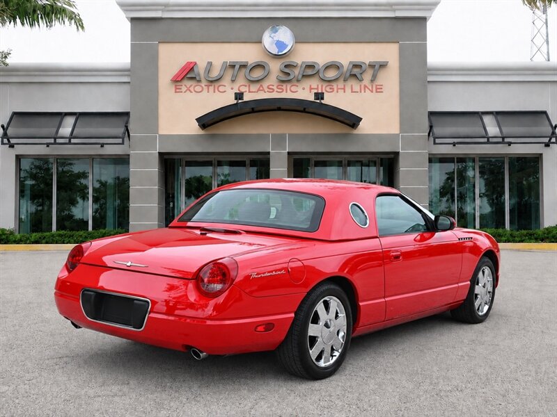 Used 2002 Ford Thunderbird RWD image 3
