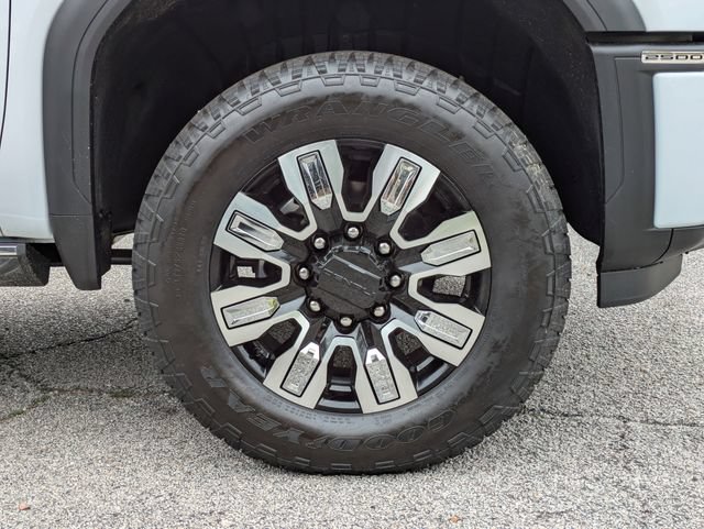 New 2026 GMC Sierra 2500 Denali w/ Denali Reserve Package AWD/4WD image 11