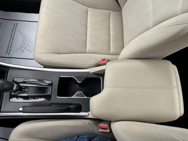 Used 2015 Honda Accord EX image 24