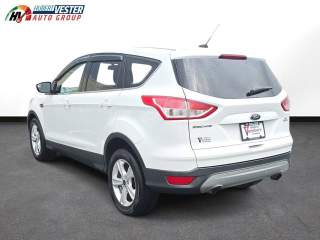 Used 2015 Ford Escape SE image 8