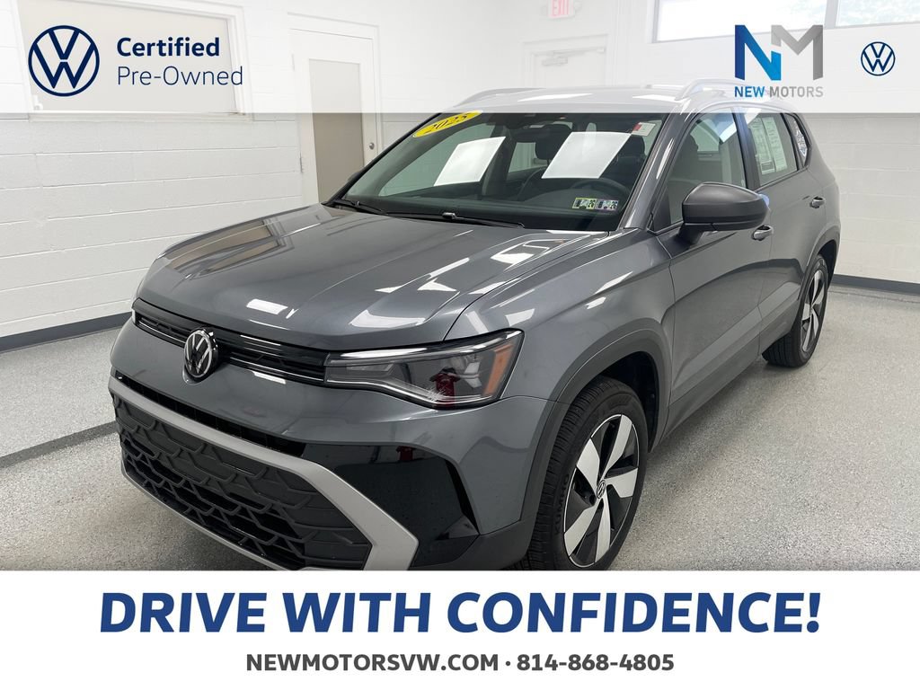 Used 2025 Volkswagen Taos S AWD/4WD image 1