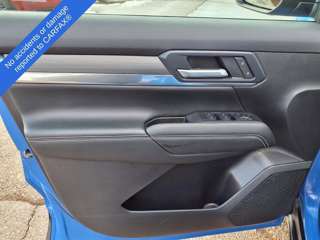 Used 2025 GMC Terrain Elevation image 15