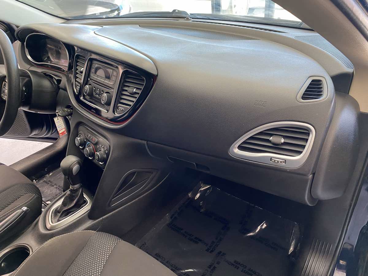 Used 2015 Dodge Dart SXT image 14