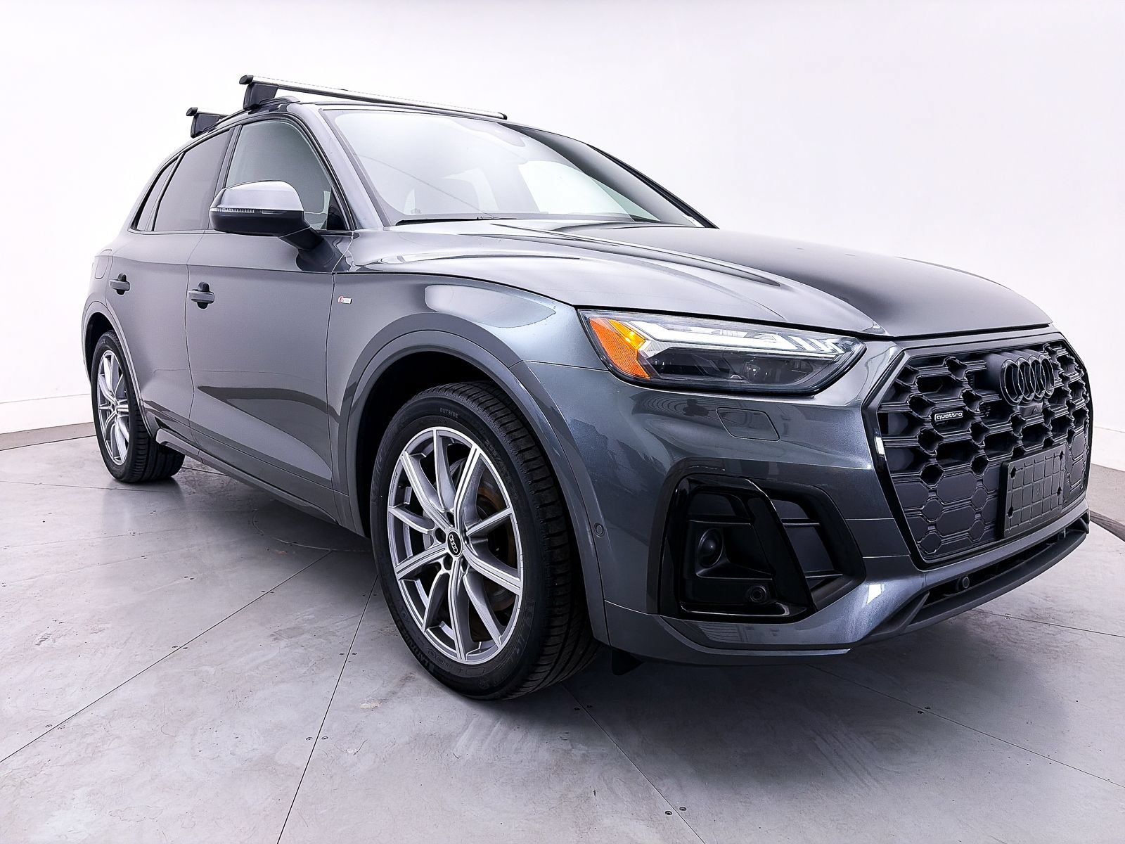 Used 2023 Audi Q5 e Prestige w/ Prestige Package AWD/4WD image 14