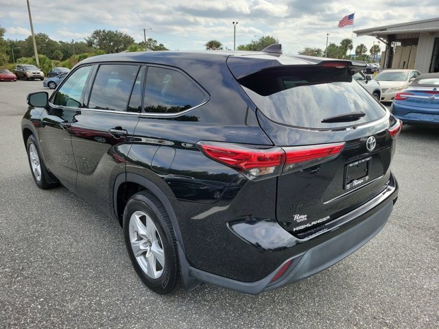 Used 2022 Toyota Highlander L image 12