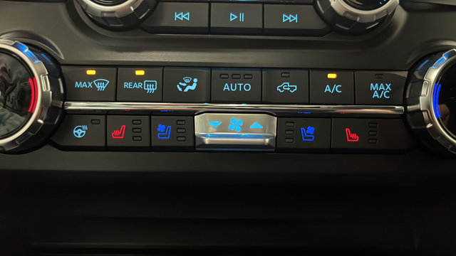 Used 2026 Ford F250 Platinum AWD/4WD image 30