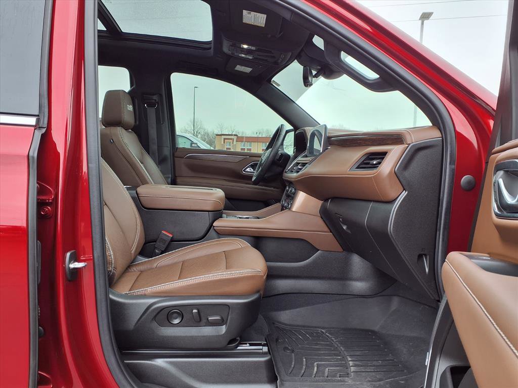 Used 2023 Chevrolet Tahoe High Country AWD/4WD image 30