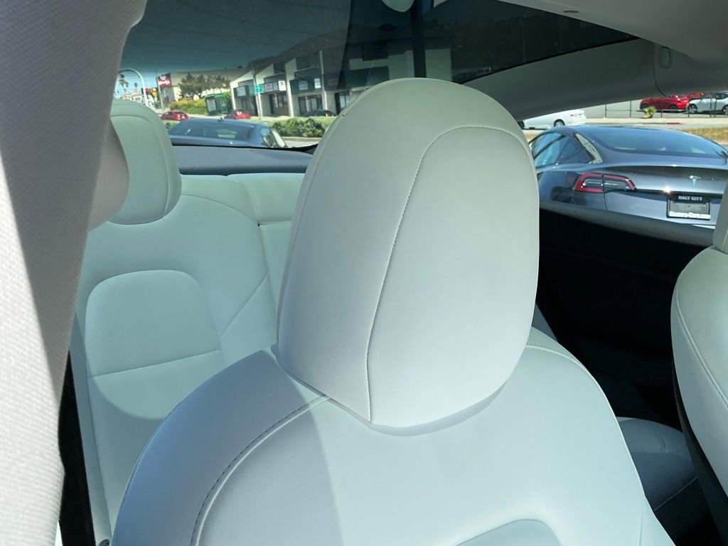 Used 2023 Tesla Model 3 Performance image 59