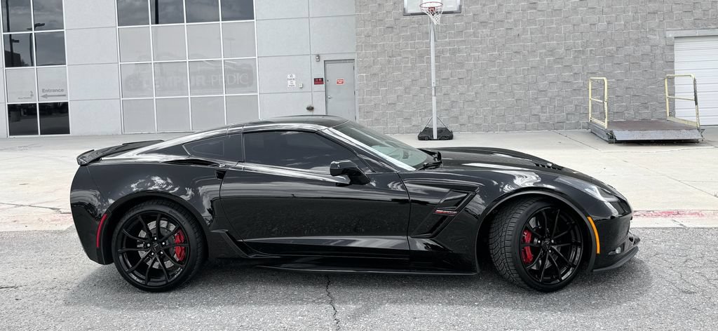 Used 2019 Chevrolet Corvette Grand Sport RWD image 5
