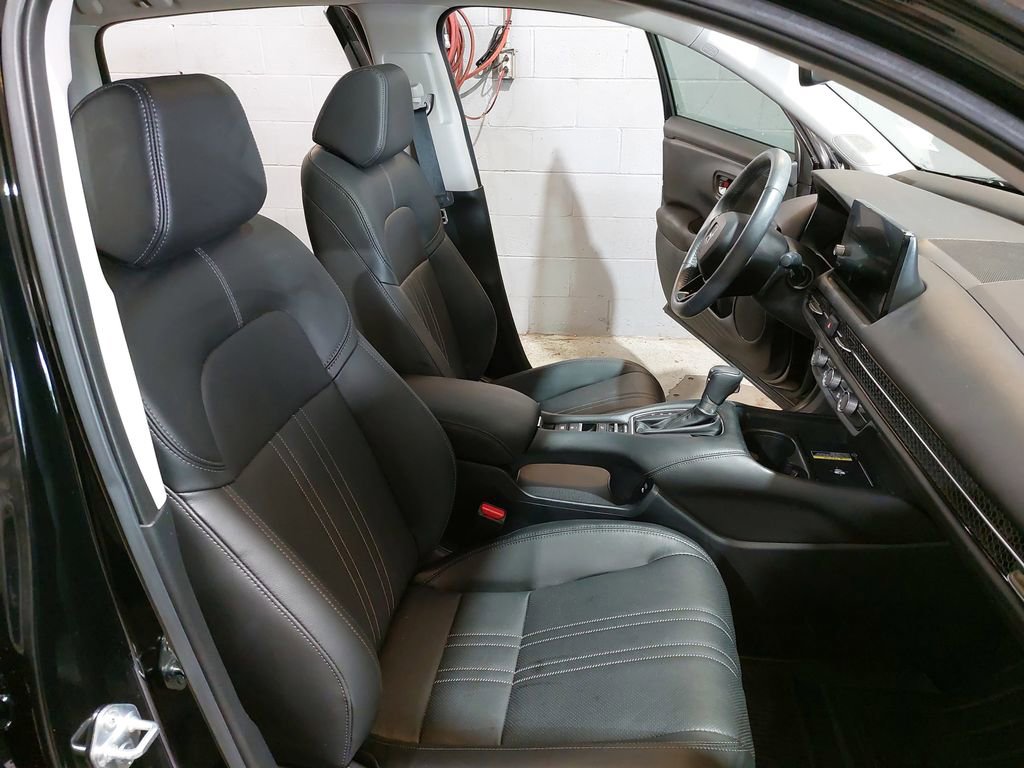 Used 2024 Honda HR-V EX-L image 10