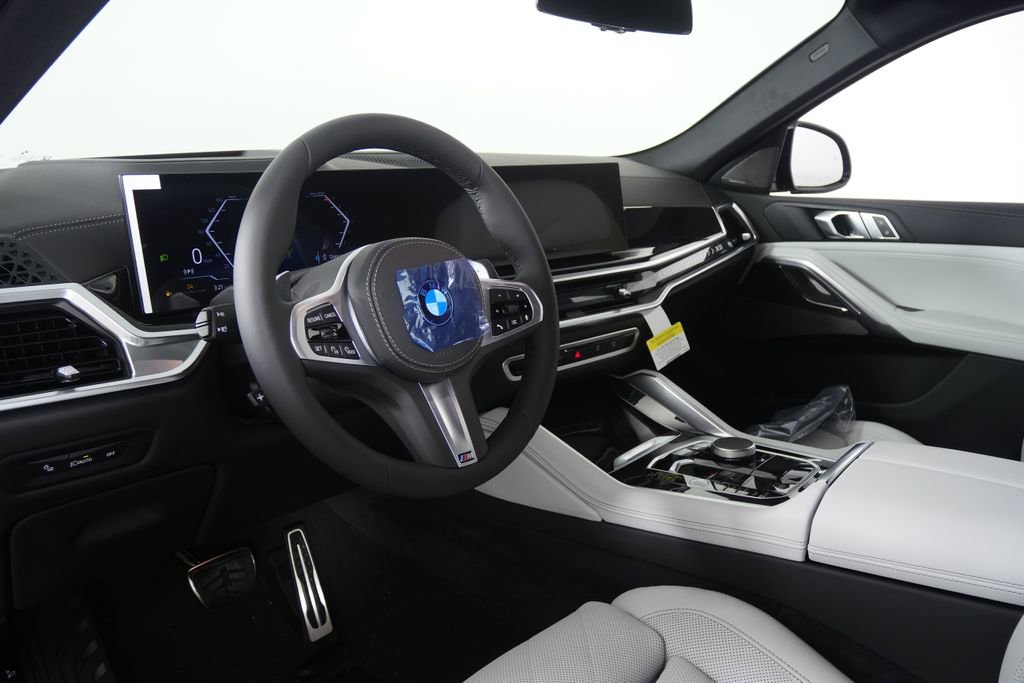 New 2026 BMW X6 xDrive40i image 13