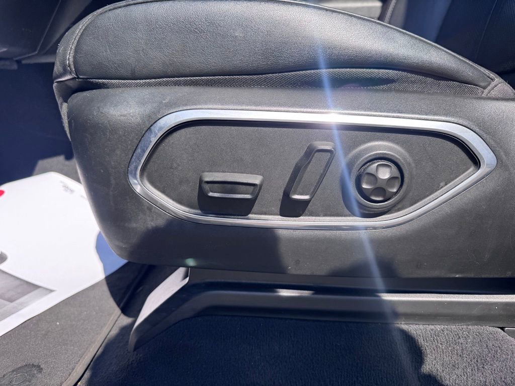 Used 2023 Jeep Wagoneer L Series II image 15