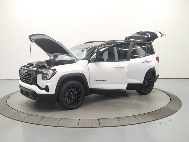 Used 2026 GMC Terrain Elevation w/ Black Edition AWD/4WD image 13