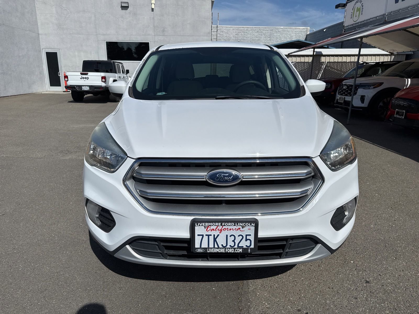 Used 2017 Ford Escape SE FWD image 8