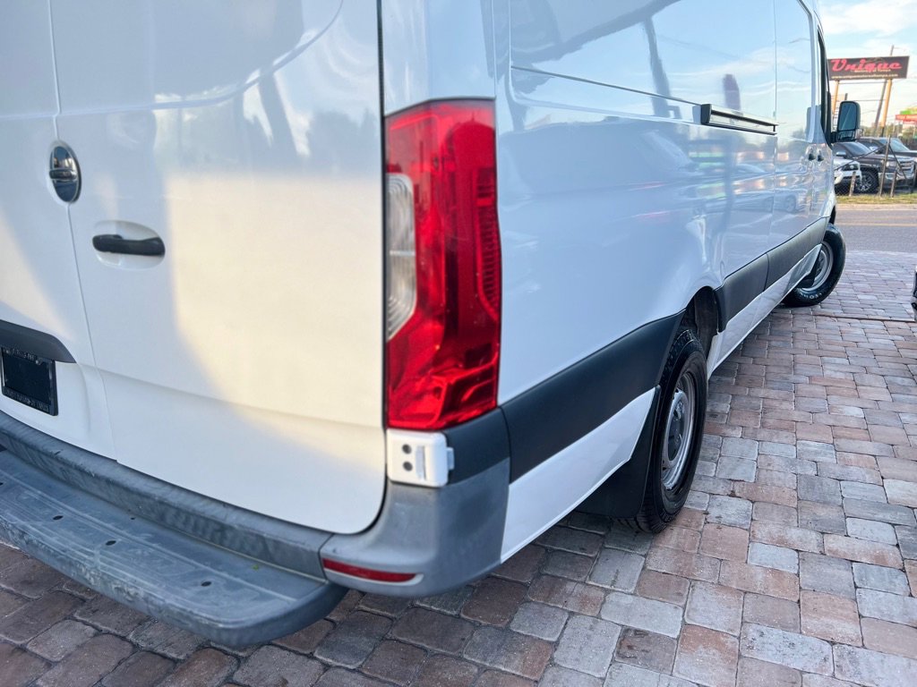 Used 2019 Freightliner Sprinter 2500 image 31