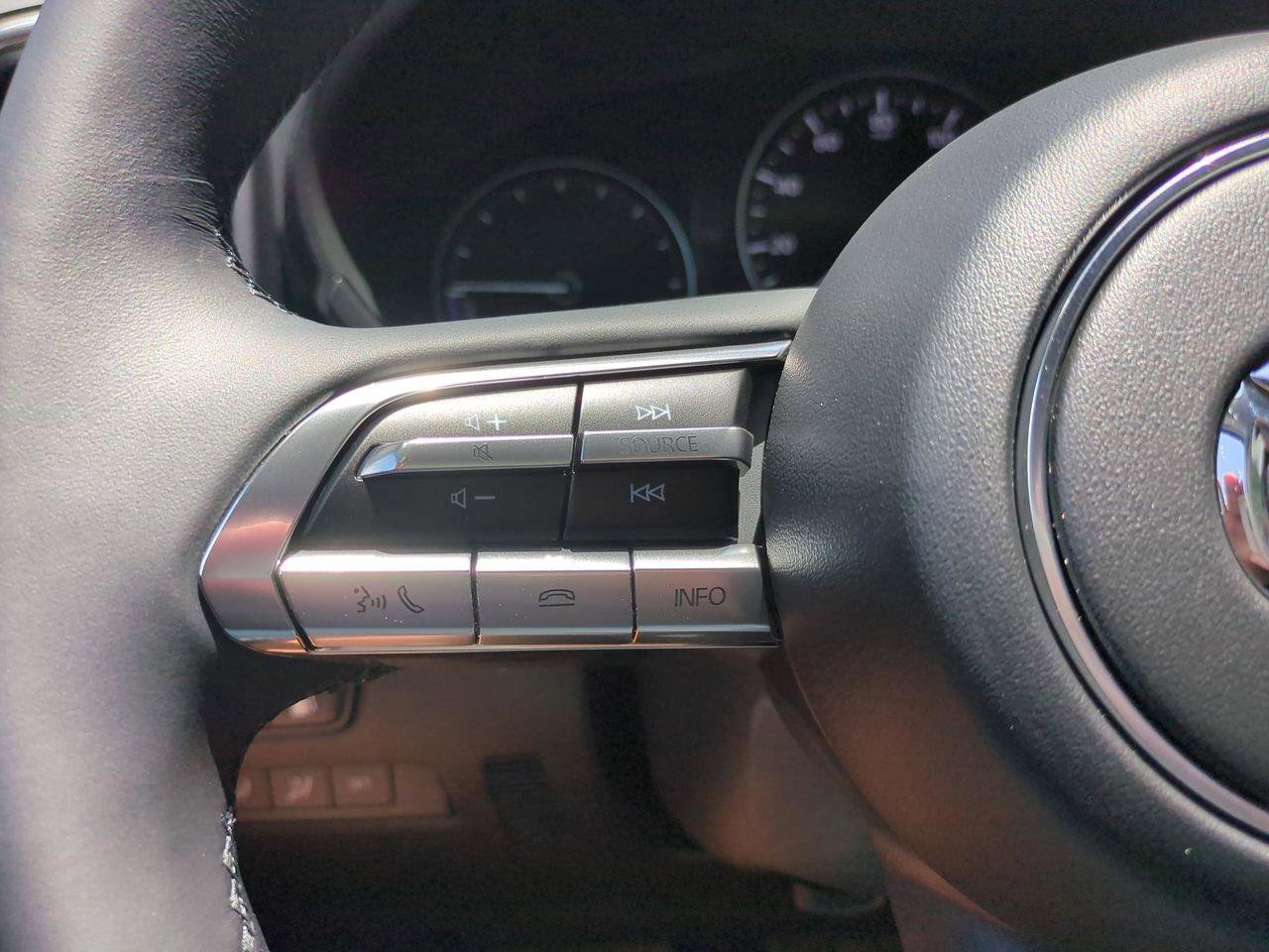 Certified 2025 MAZDA CX-50 2.5 Hybrid w/ Weather Package AWD/4WD image 16