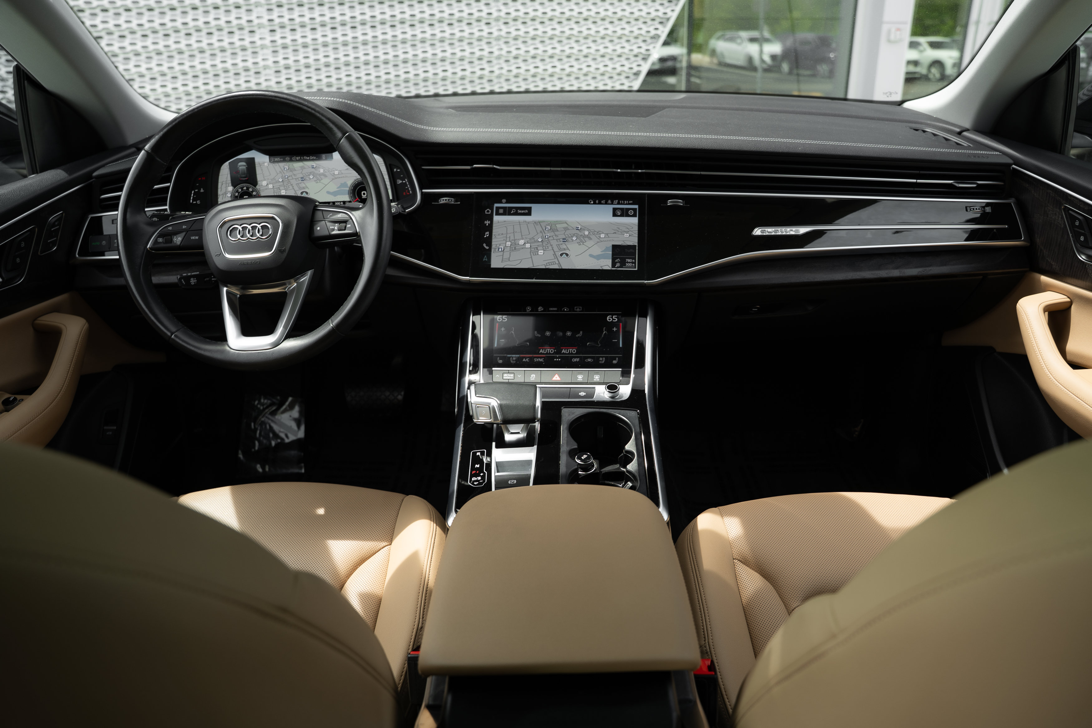 Certified 2023 Audi Q8 Premium Plus AWD/4WD image 8