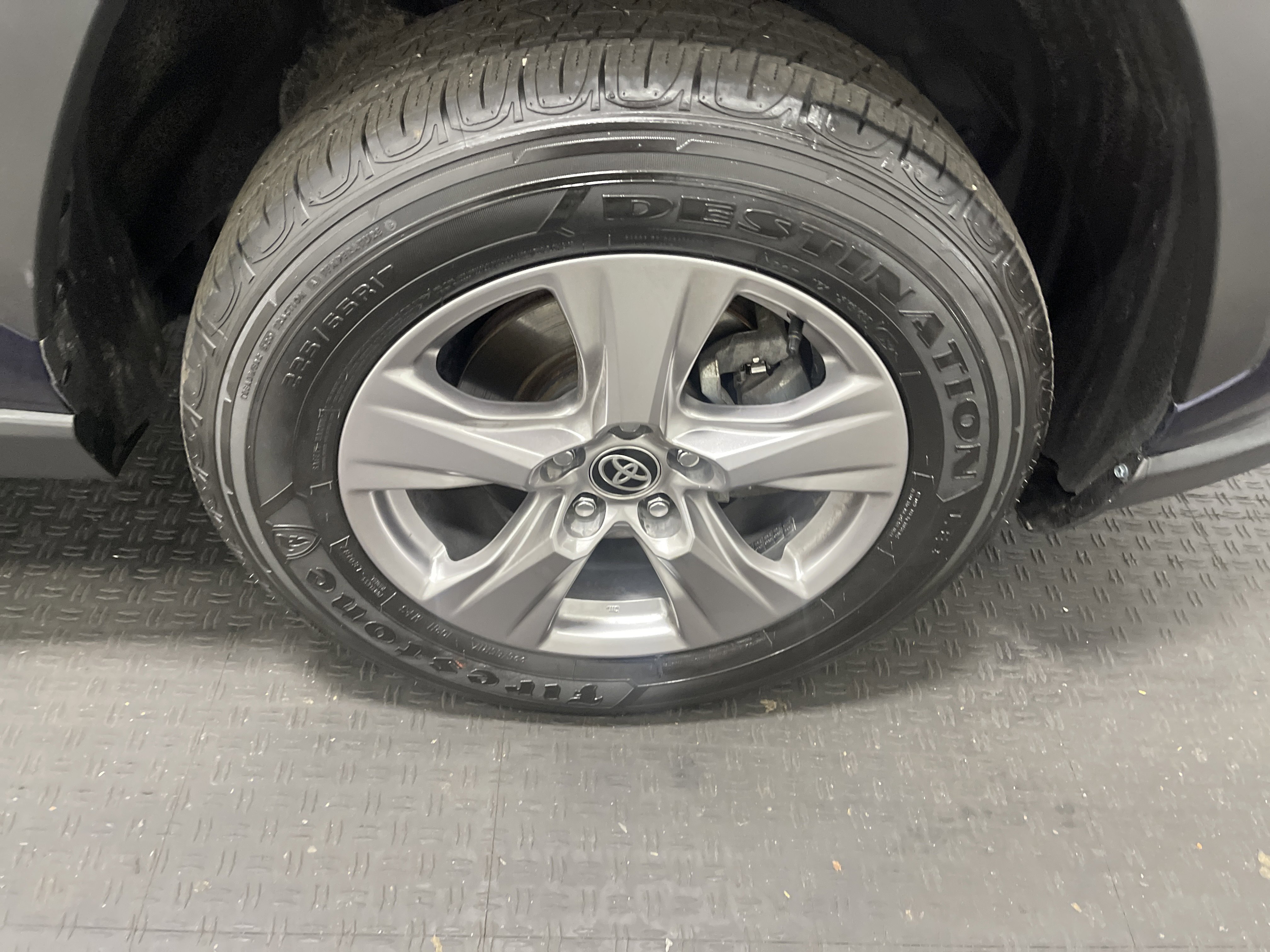 Used 2024 Toyota RAV4 XLE image 29