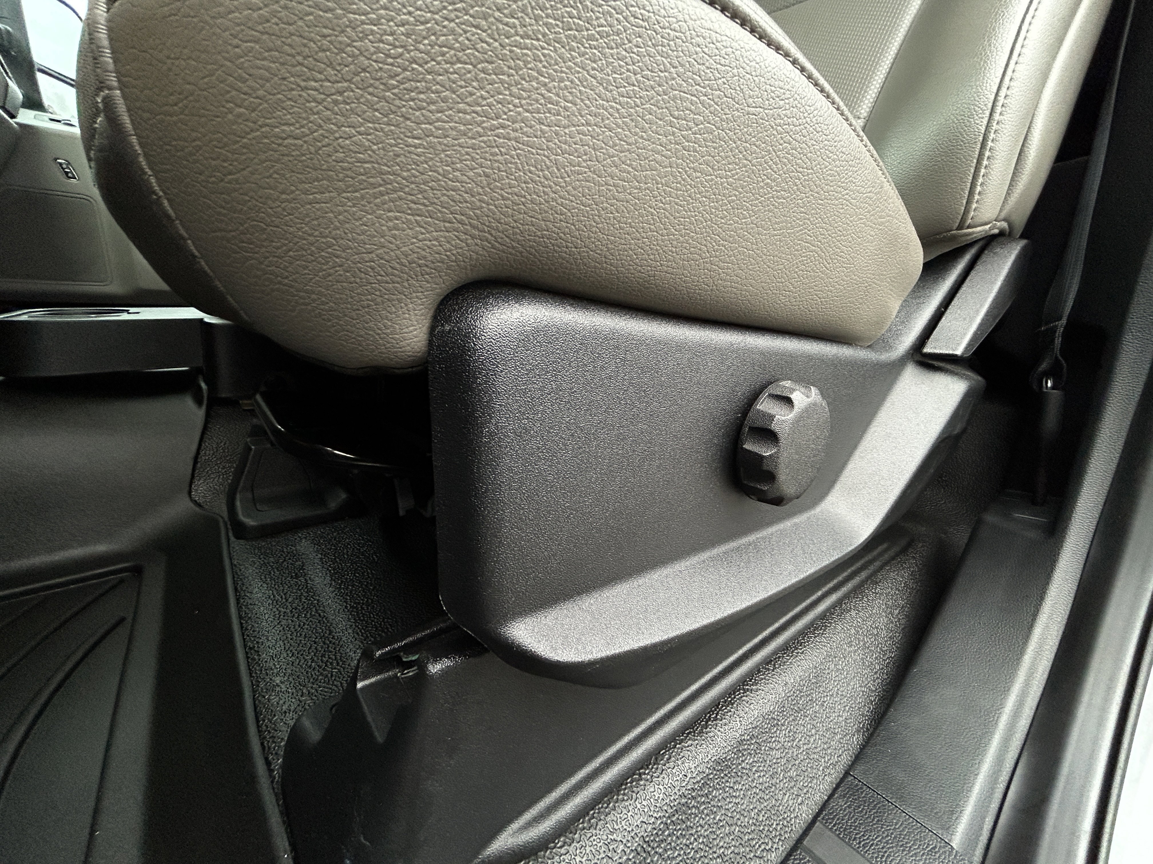 Used 2021 Ford F250 XL w/ STX Appearance Package image 21