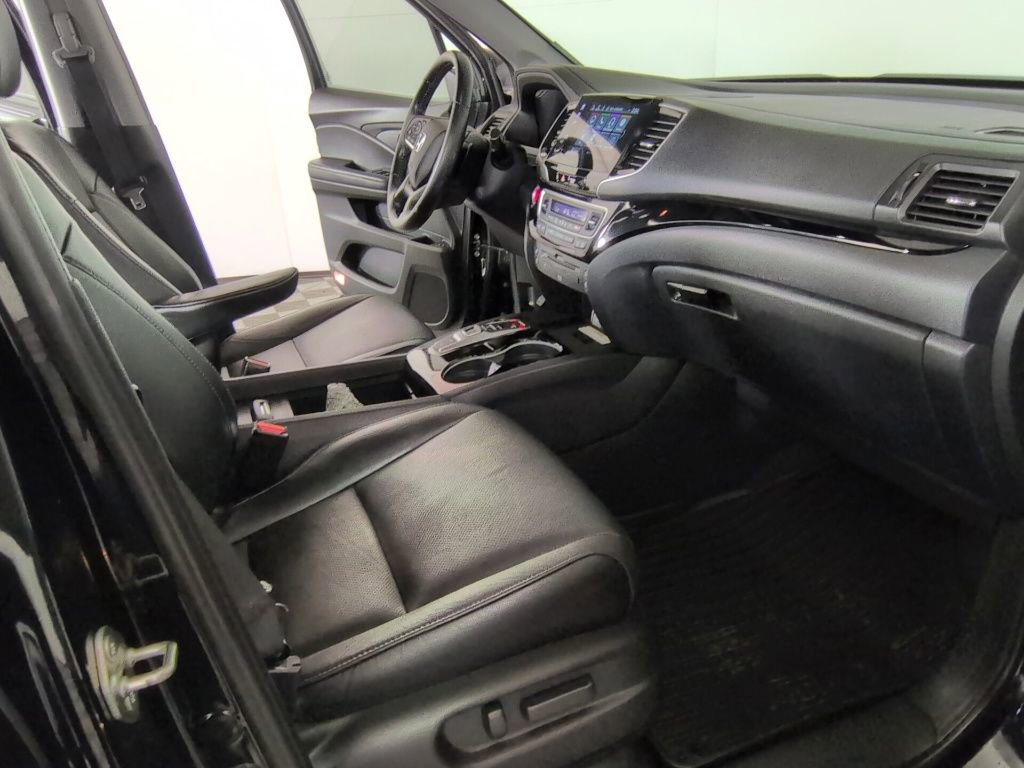 Used 2019 Honda Pilot Elite image 32