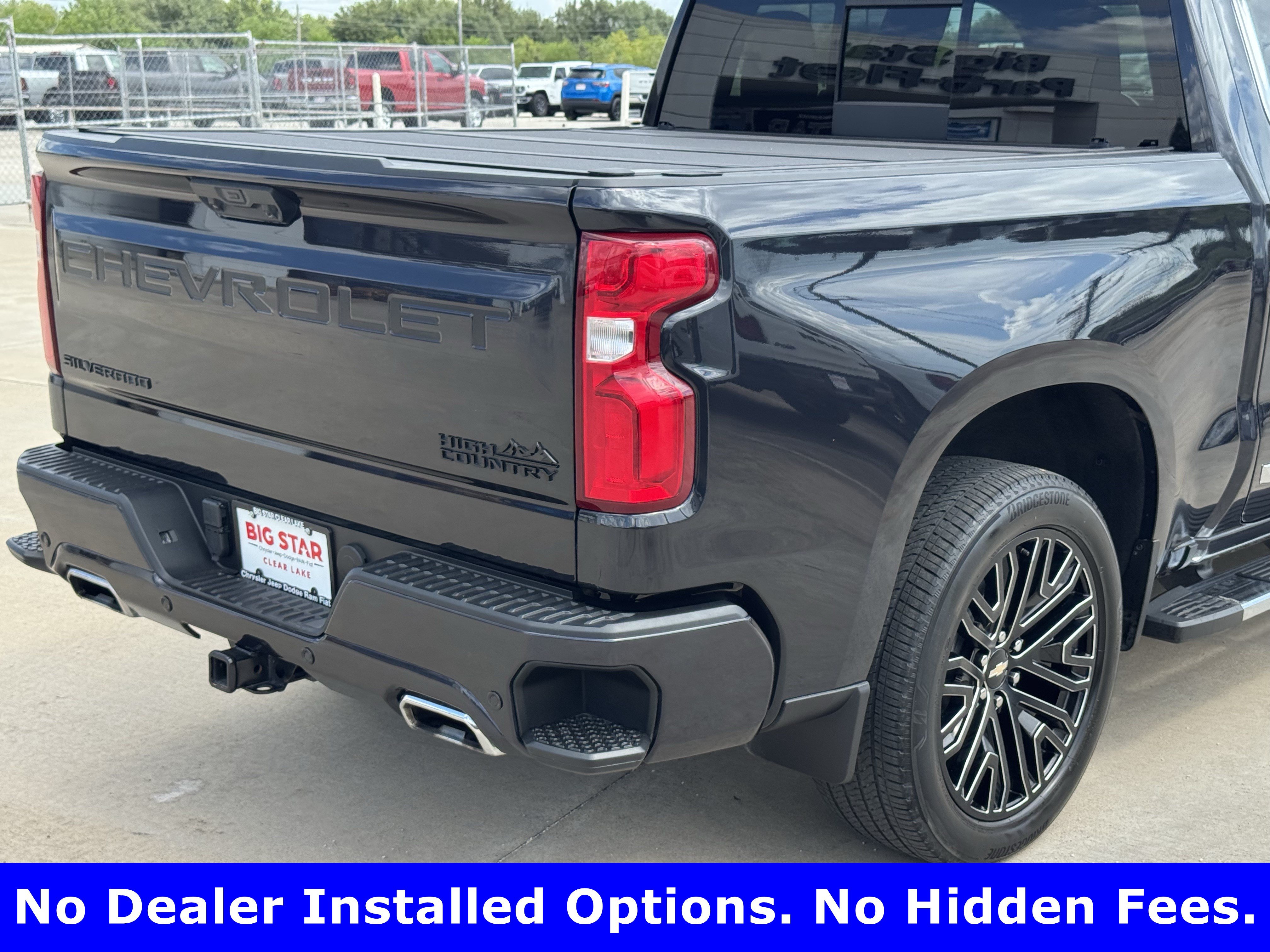 Used 2024 Chevrolet Silverado 1500 High Country w/ Technology Package AWD/4WD image 7
