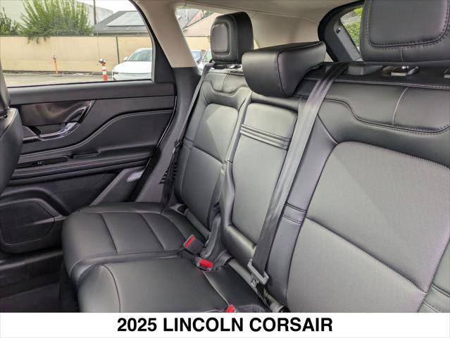 New 2025 Lincoln Corsair FWD w/ Equipment Group 101A image 13